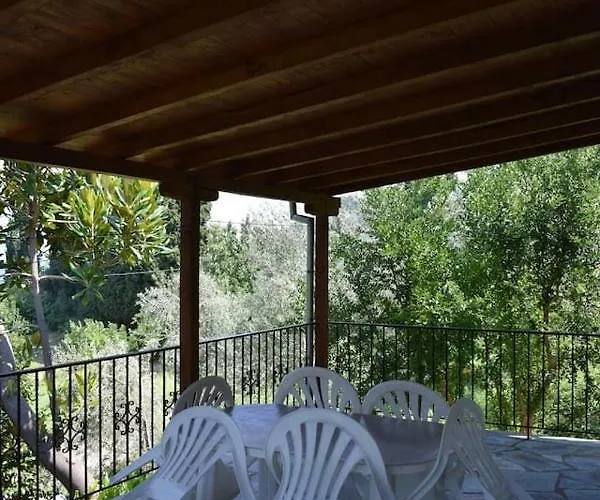 Holiday home Dionysis Chorefton