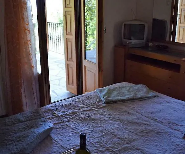 Dionysis Holiday home Chorefton